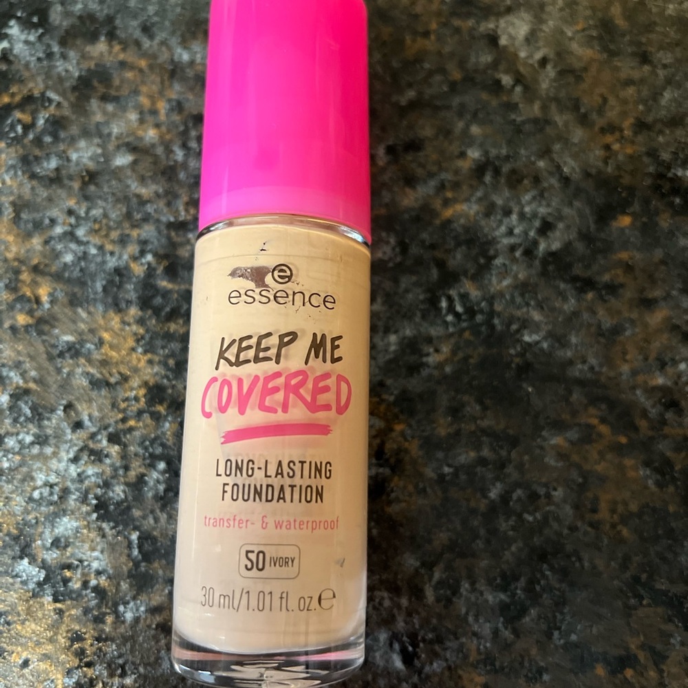 Assorted Women's Foundation & Concealer Set in Beige/Tan Shades - Mixed Brands - Picture 6 of 9